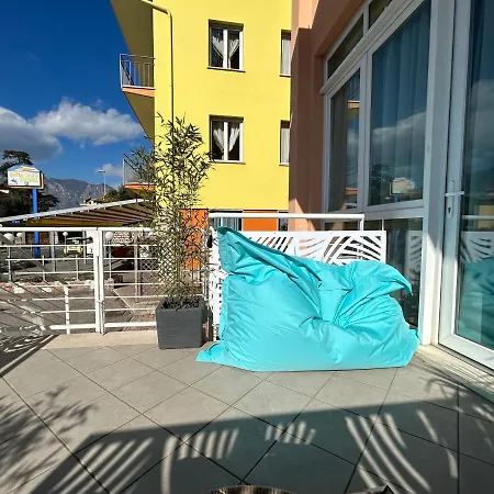 Holiday Sweet Apartment Malcesine Exterior photo